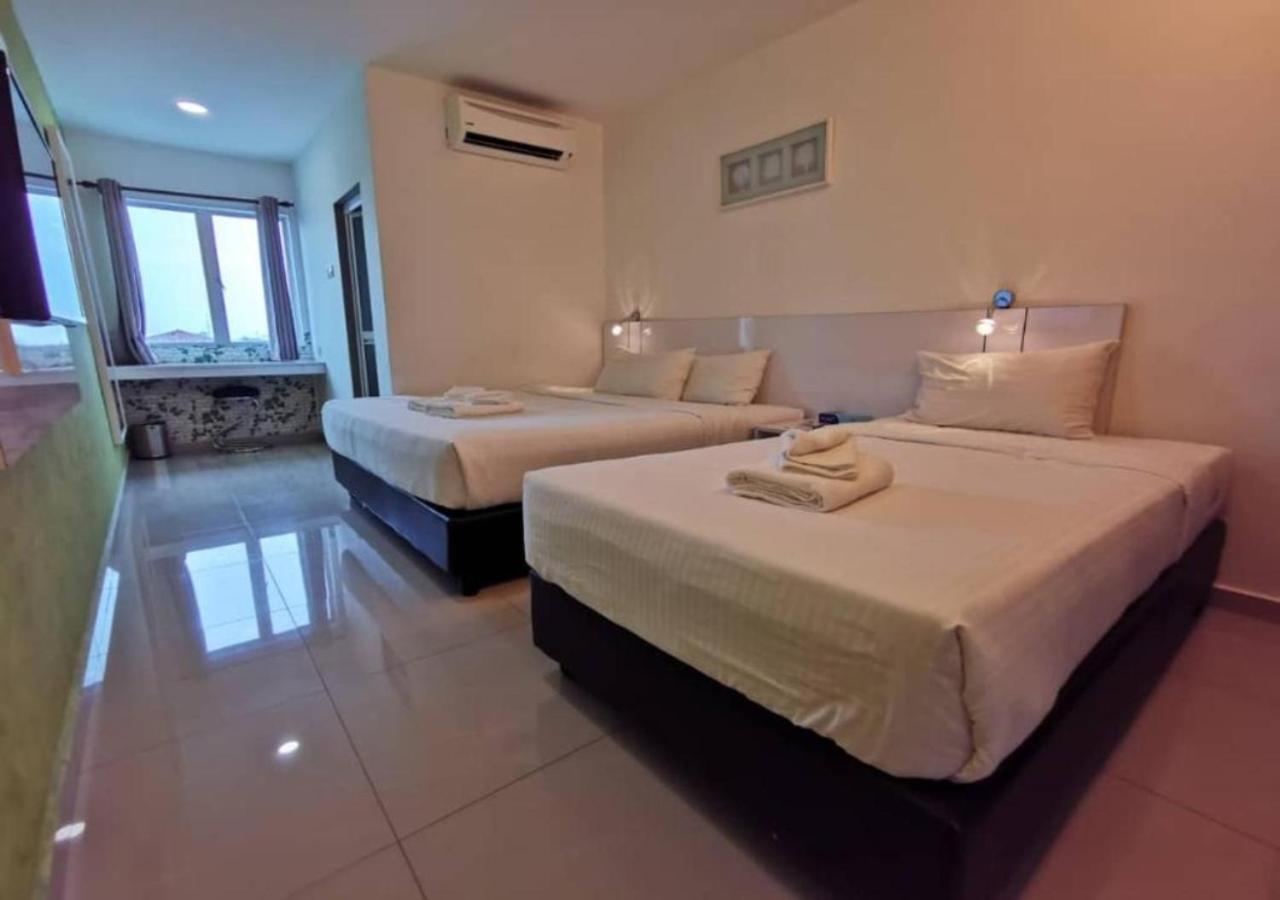 Yew Boutique Hotel Teluk Intan Ngoại thất bức ảnh